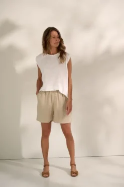 accept tank top