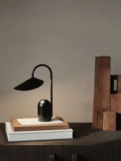 Arum portable Lamp - black