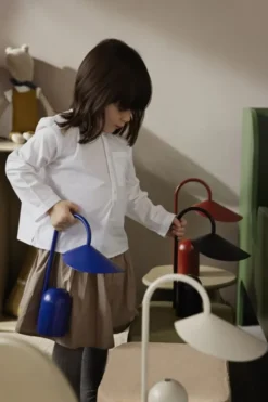 Arum Portable Lamp - Cashmere