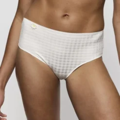 Avero full briefs