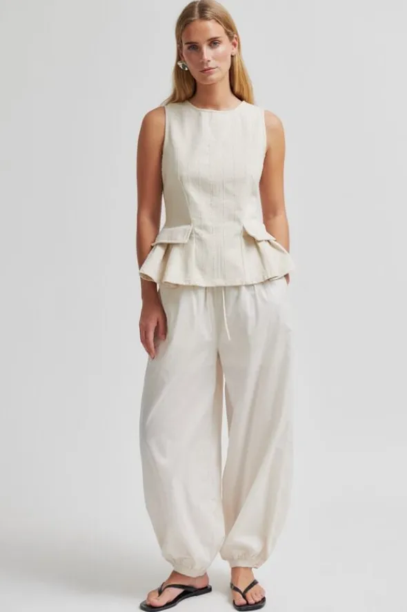 Avida Trousers