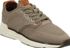 Beeker Sneaker