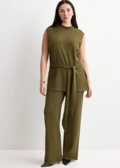 Belted knitted waistcoat