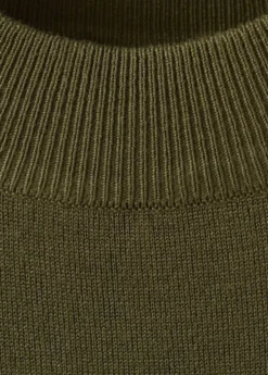 Belted knitted waistcoat