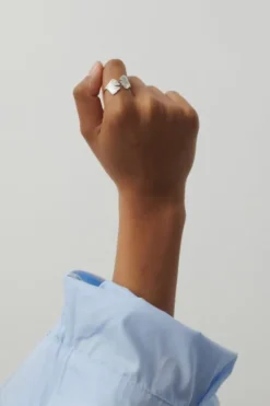 Biloba Ring