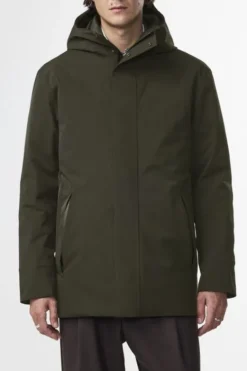 Blake Hood 8240