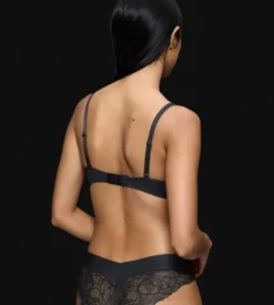 Body Make-Up Illusion Lace WP