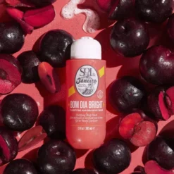 Bom Dia Bright - Clarifying AHA BHA Body Wash