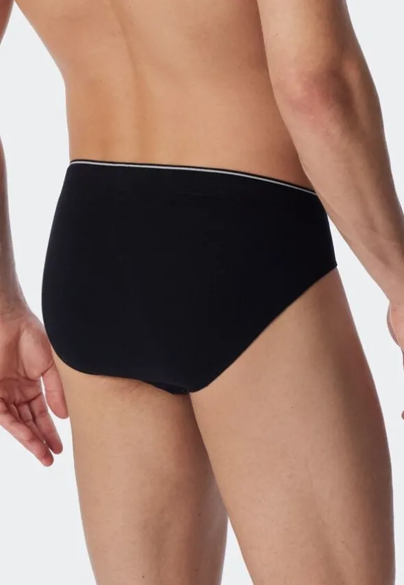 Brief
