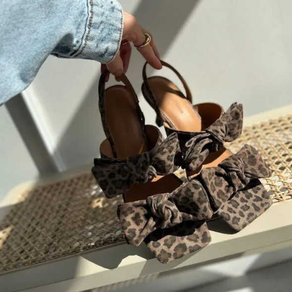 BUTTERFLY HEEL LEP.