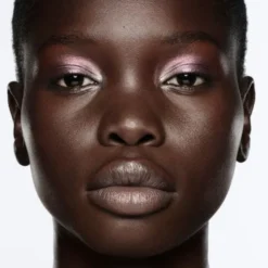 Byredo Vesuvio Palette Ombres à Paupières 18 Couleurs Eyesha