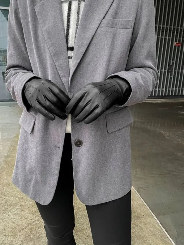 CariannaMBG Glove