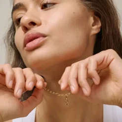 Charm, Feminine Power