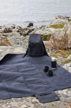 City picnic blanket