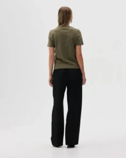 Classic Fit T-shirt Women