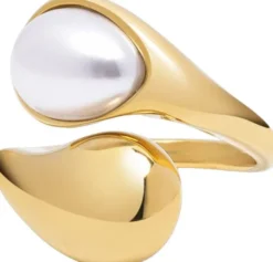 Cuff Ring with Pearl in Gold