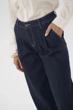 CUmoya Bobbie Wide Leg Jeans