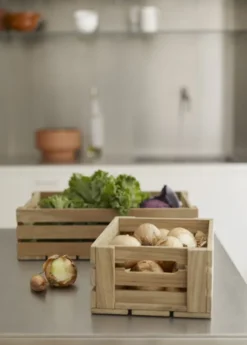 Dania Box 4, Teak, Apple Box