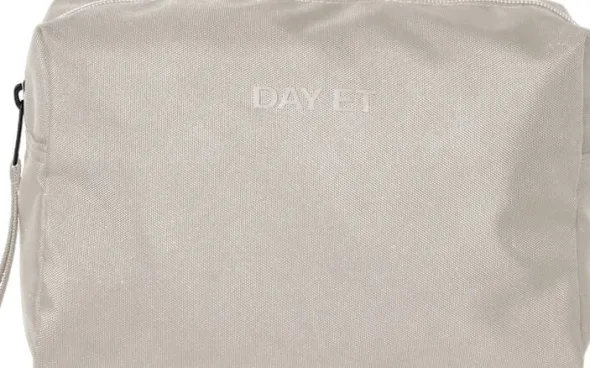 Day RE-S Tonal Washbag S
