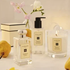 English Pear & Freesia Home Candle