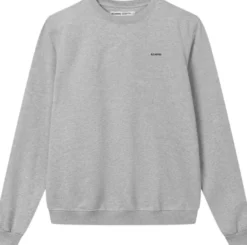 Essential Logo Crewneck 2