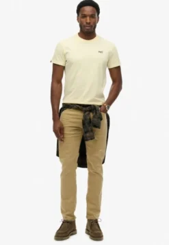 ESSENTIAL LOGO EMB TEE