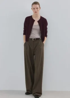Fine-knit straight-fit cardigan