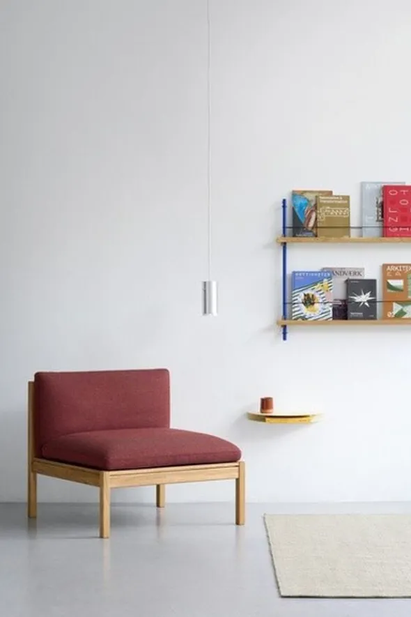 Half Moon Shelf: Black: Large