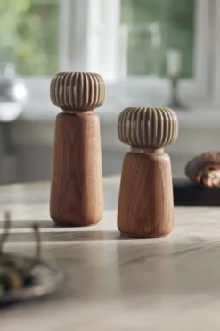 Hammershøi Kværn H18 cm brun