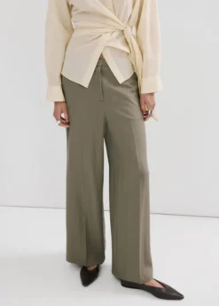 High-waisted lyocell trousers