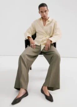 High-waisted lyocell trousers