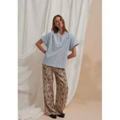 441HMTavis blouse