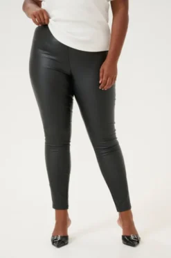 KCadina Long Coated Jeggings