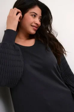 KClini Knit Pullover