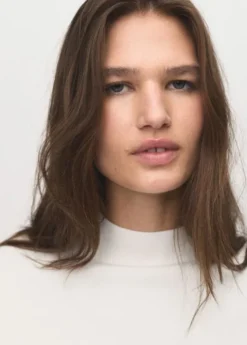 Knitted sweater with perkins neck
