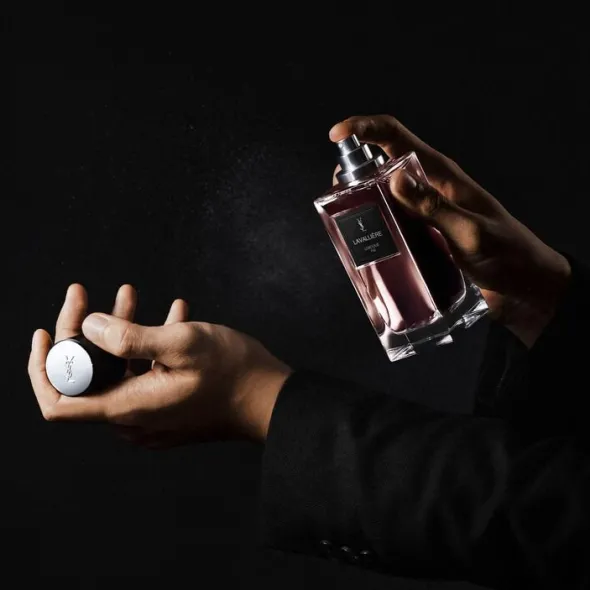 Le Vestiaire des Parfums Lavalliere
