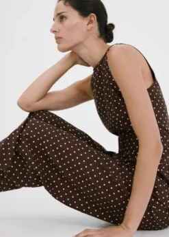 Linen jumpsuit with polka-dot belt
