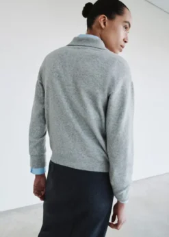 Long-sleeved polo-neck sweater