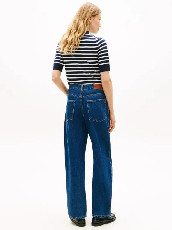 Mid Rise Tapered Barrel Leg Jeans