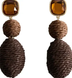 Natural fibre hanging earrings