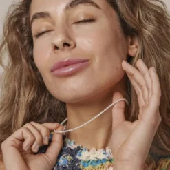 Necklace, Erna