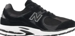 New Balance 2002R