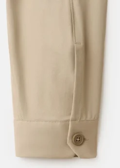 Non-iron overshirt pocket