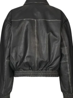 Opeyamd jacket