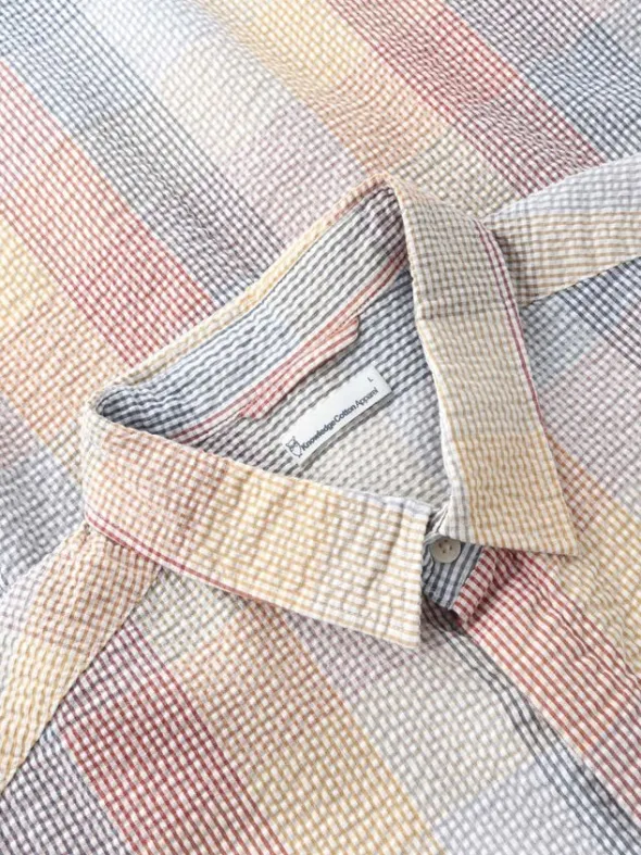 Relaxed seersucker short sleeve shirt