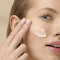Revitalizing Supreme+ Soft Cream
