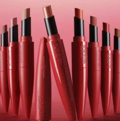 Rouge Artist For Ever - Långvarigt återfuktande satin-läppstift