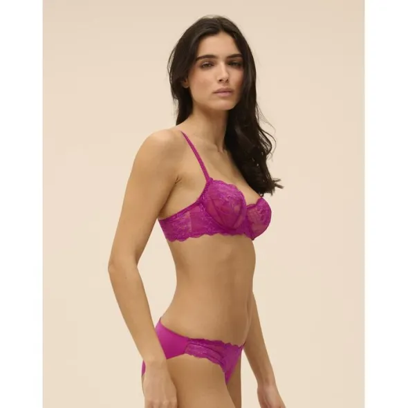 RÊVE Brief