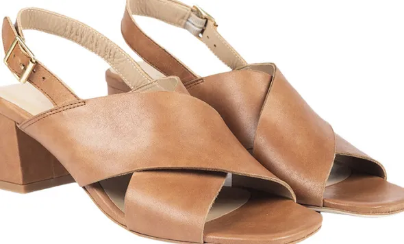 Sandal med blokhæl