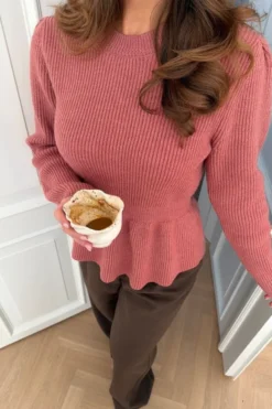 SaraIC Sweater